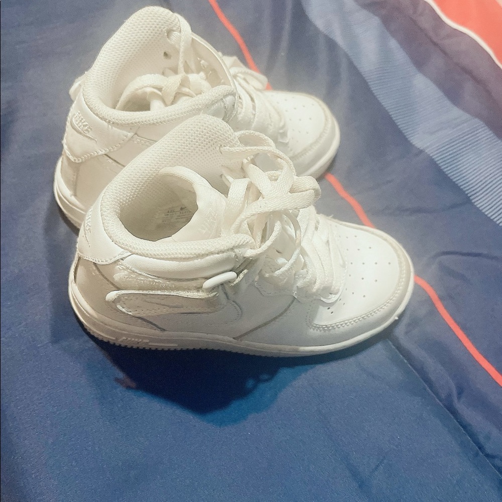 Toddler shoes size 10c